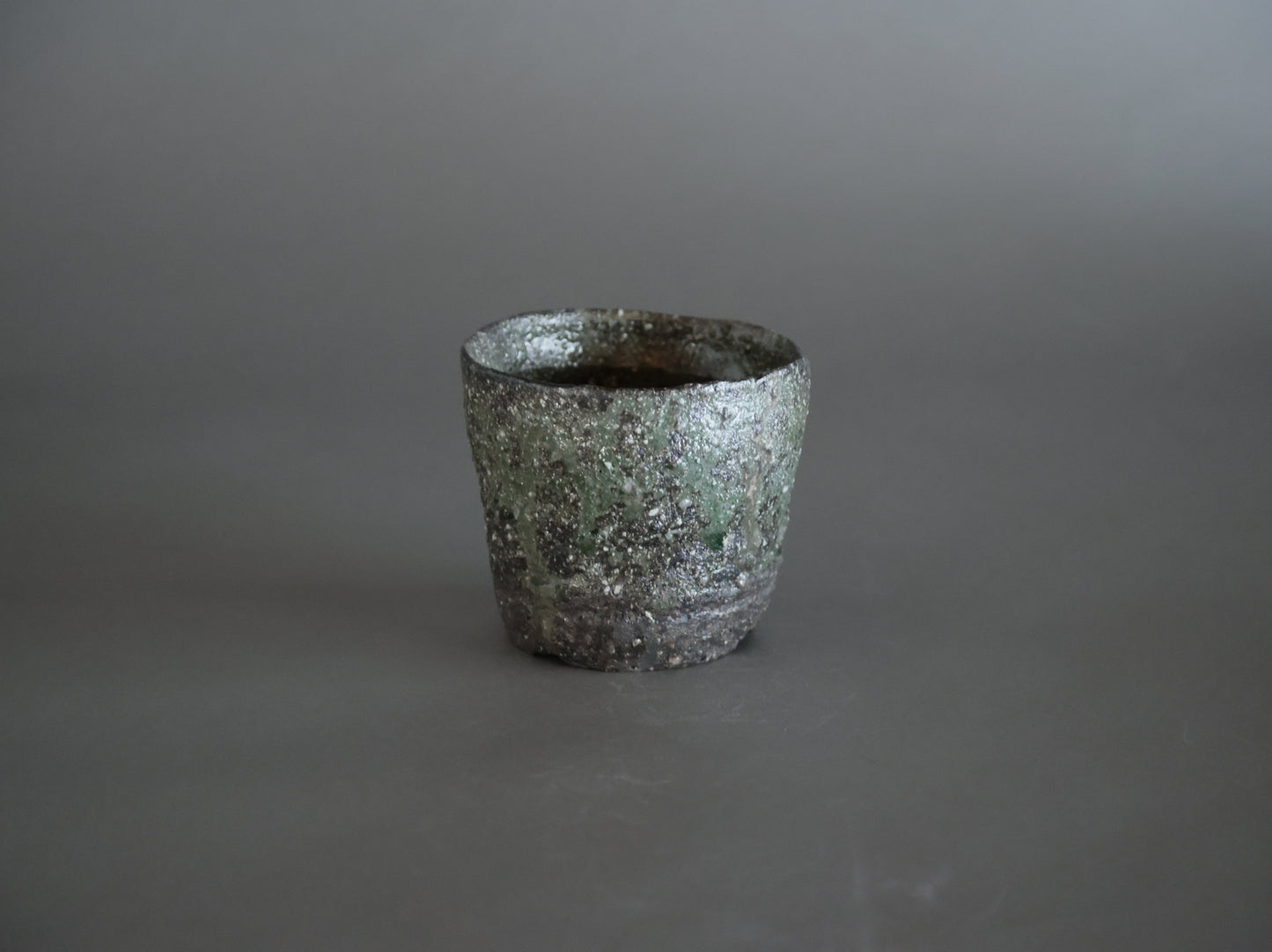灰釉円｜迫 能弘