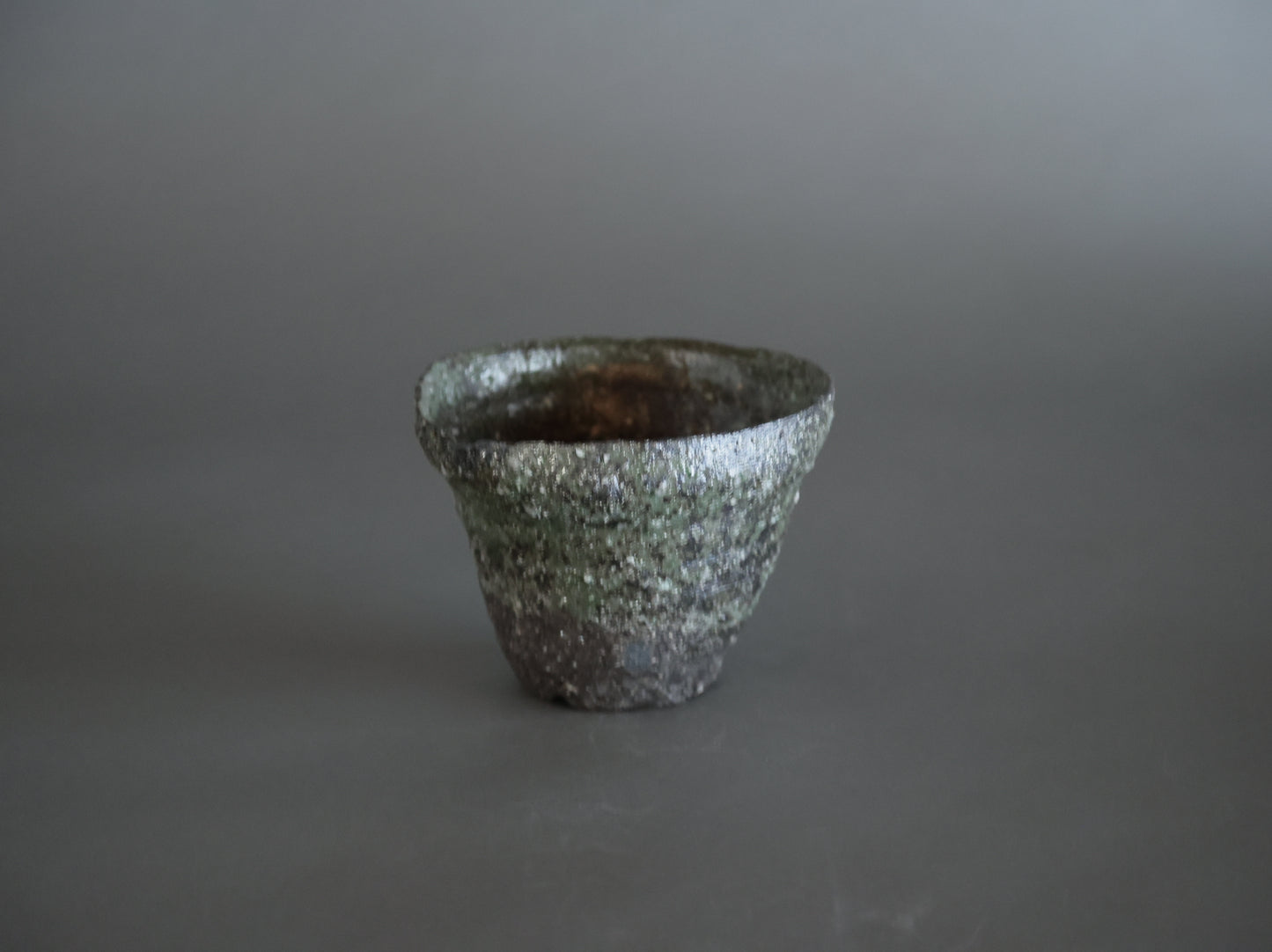 灰釉円｜迫 能弘