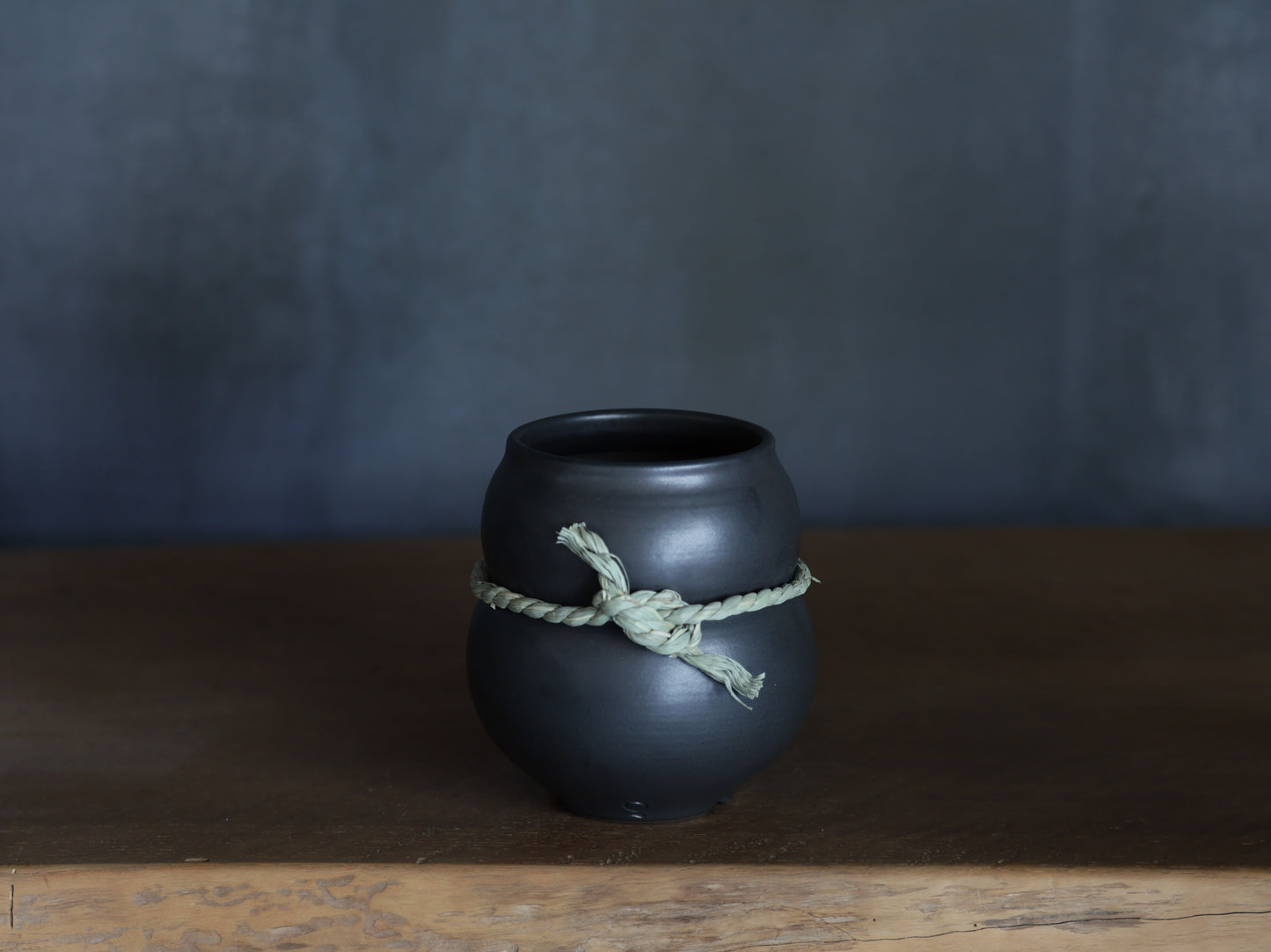 㘴 黒々釉｜QUTOTEN.