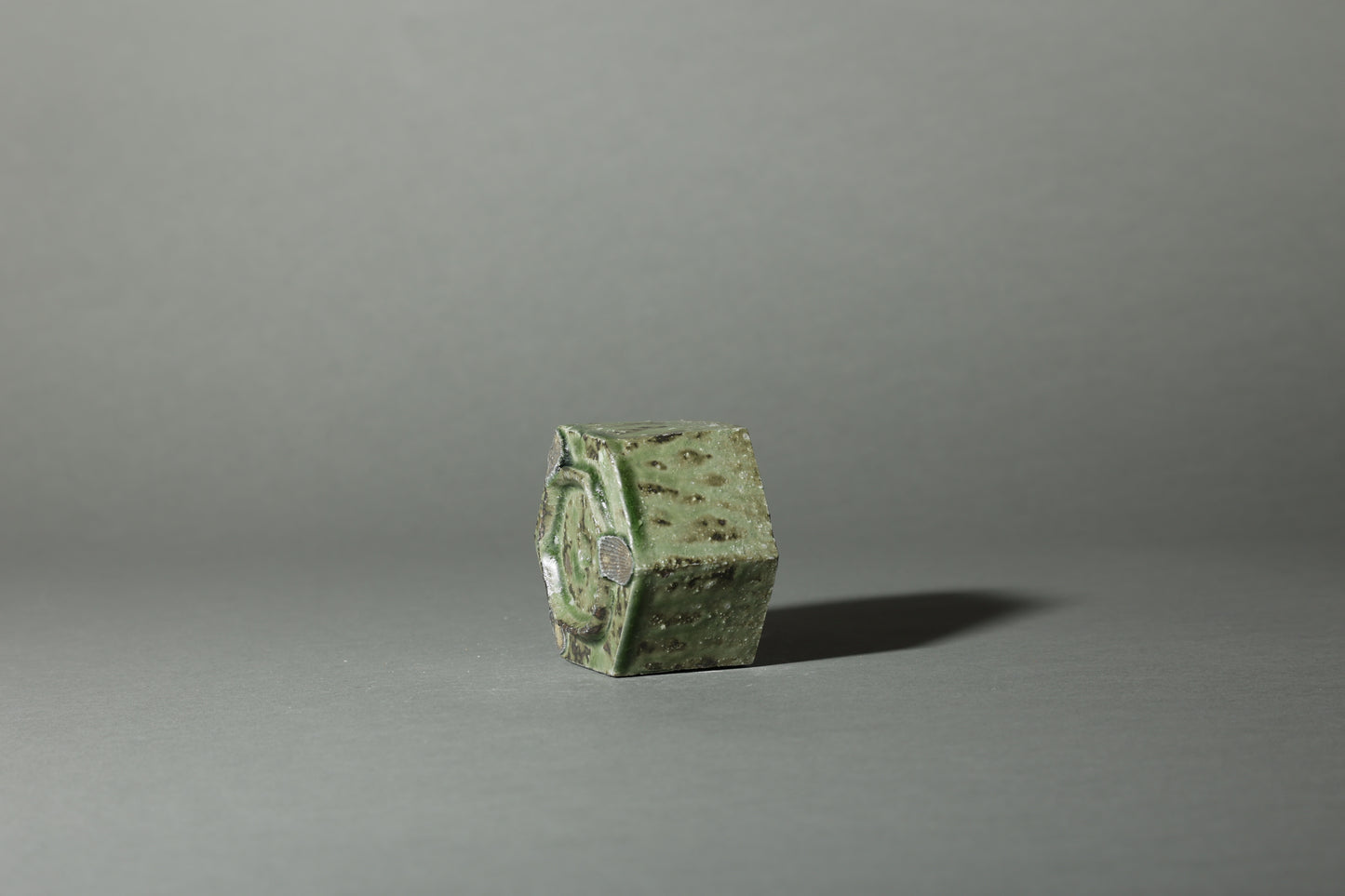 灰釉六角鉢｜迫 能弘