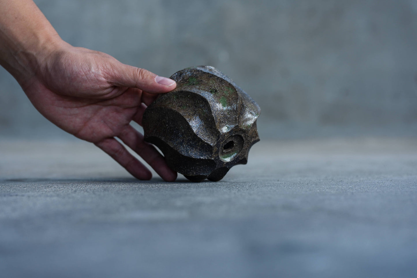 炭化しのぎ鉢｜迫 能弘