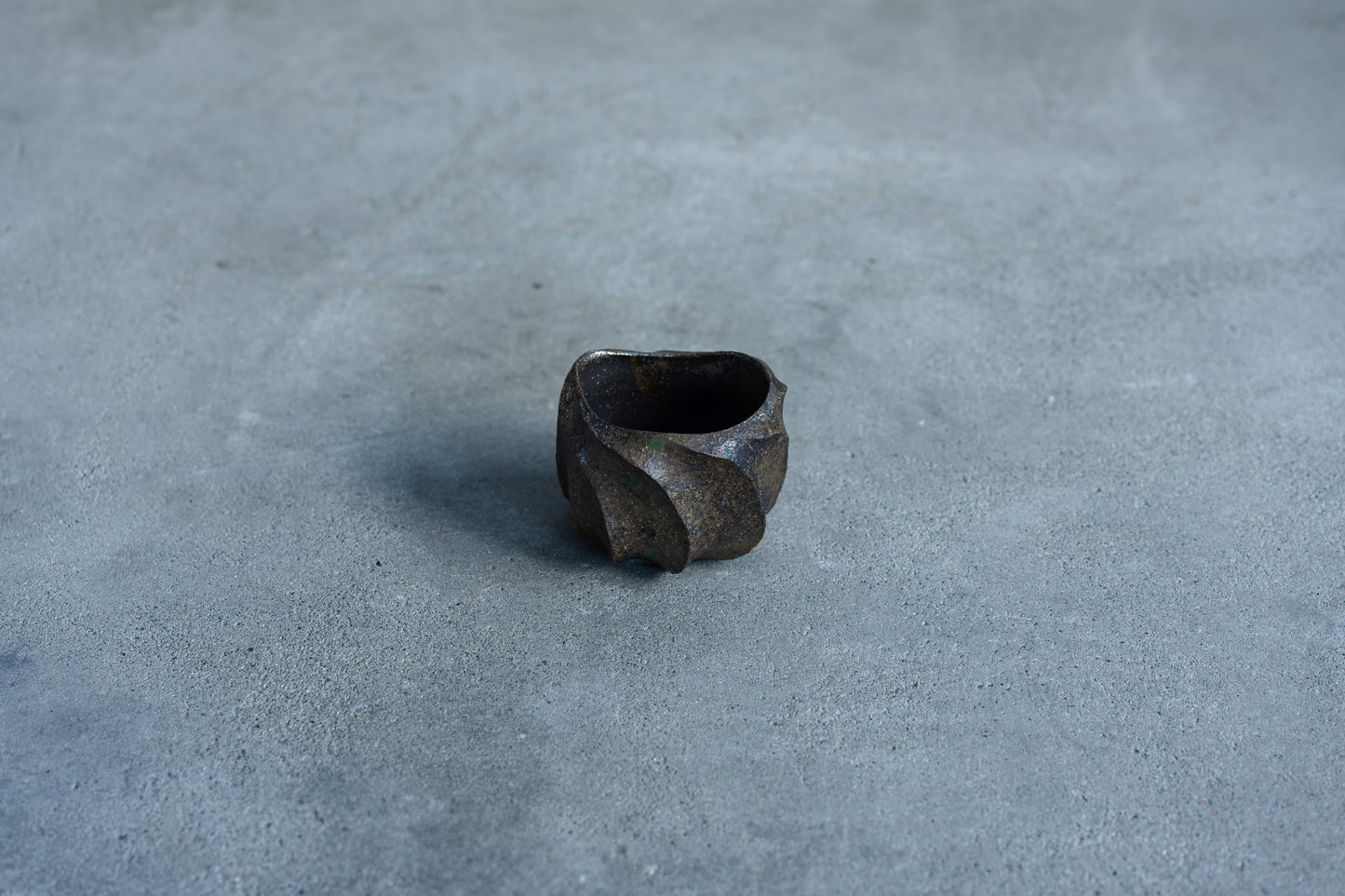 炭化しのぎ鉢｜迫 能弘